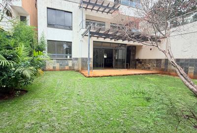 5 Bed Townhouse with En Suite in Lavington - 2