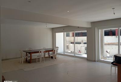 5 Bed Apartment with En Suite at Spring Valley