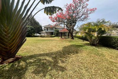 5 Bed House with En Suite in Runda - 3