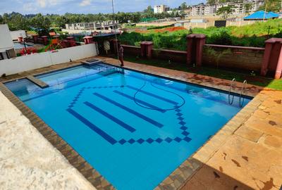 1 Bed Apartment with Swimming Pool in Thindigua