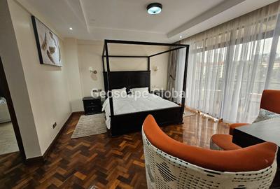 Furnished 3 Bed Apartment with En Suite at Riverside Drive