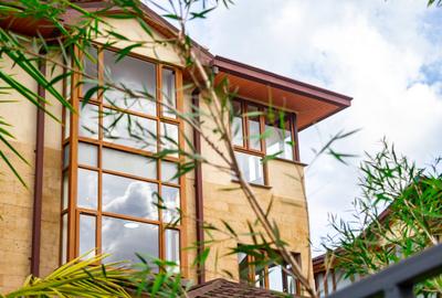 5 Bed Villa with Staff Quarters in Lavington