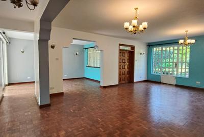 5 Bed House with En Suite at Hardy - 4