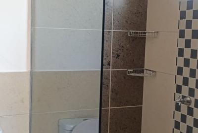 Serviced 3 Bed Apartment with En Suite in Riverside