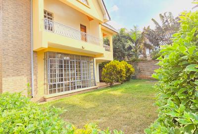 5 Bed Townhouse with En Suite at Lavington