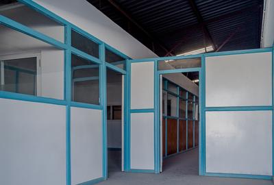 5,000 ft² Warehouse with Backup Generator in Industrial Area - 3