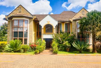 5 Bed House with En Suite at Runda
