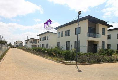 4 Bed Townhouse with En Suite at Masai Lodge - 4