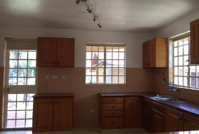 3 Bed House with En Suite at Runda