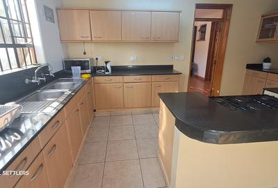 Furnished 3 Bed Apartment with En Suite at Brookside Gardens - 4