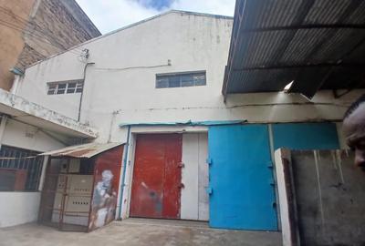 4,500 ft² Warehouse with Backup Generator in Embakasi - 3