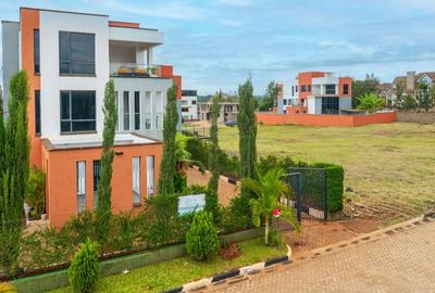 4 Bed Townhouse with En Suite at Brookview