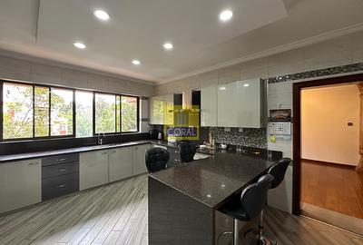 5 Bed Apartment in Rhapta Road - 4