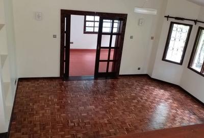 4 Bed Townhouse with En Suite in Kileleshwa