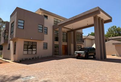 5 Bed House with Garden at Karen