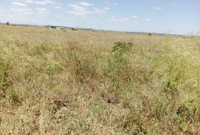 Land in Kamulu