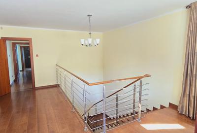 5 Bed Townhouse with En Suite at Lavington Mall