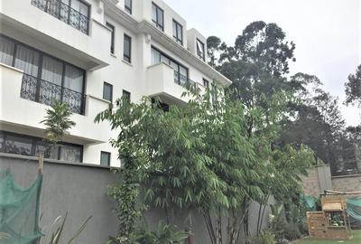 Serviced 2 Bed Apartment with En Suite in Kitisuru
