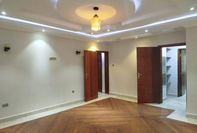 6 Bed Villa with En Suite in Karen - 4