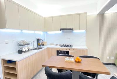 Serviced 1 Bed Apartment with Swimming Pool in Kilimani - 4