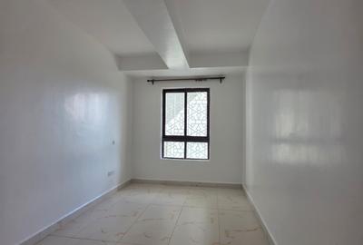 3 Bed Apartment with En Suite in Parklands - 2