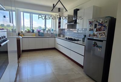 Furnished 3 Bed Apartment with En Suite in Muthaiga