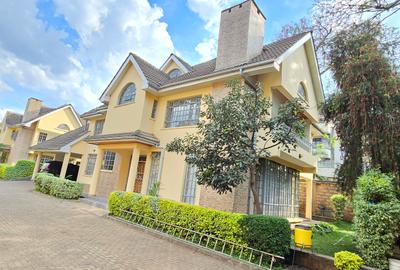 5 Bed Townhouse with En Suite at Lavington