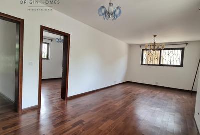 5 Bed Townhouse with En Suite at Lavington