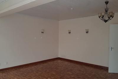 4 Bed House with En Suite at Waiyaki Way