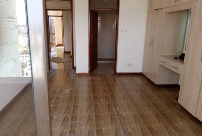 3 Bed Apartment with En Suite at Parklands Road - 4