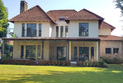 5 Bed House with En Suite at Runda Road