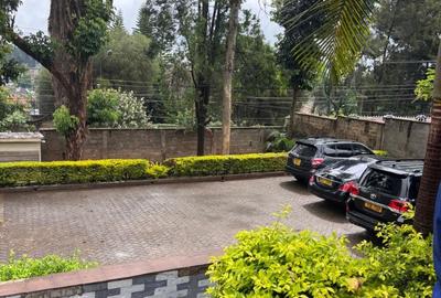 4 Bed Townhouse with En Suite at Mountain View Estate - 3