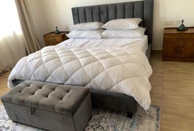 Serviced 3 Bed Apartment with En Suite in Brookside - 4