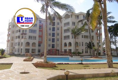 3 Bed Apartment with En Suite in Nyali Area