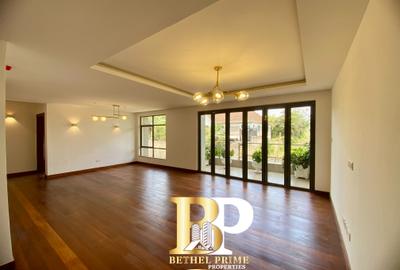 4 Bed Townhouse with En Suite in Rosslyn - 3