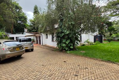 4 Bed House with En Suite at Hill View Estate - 3