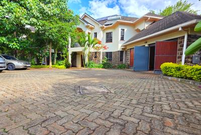 4 Bed House with En Suite in Kitisuru - 2