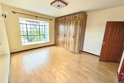 4 Bed Apartment with En Suite in Lavington - 3