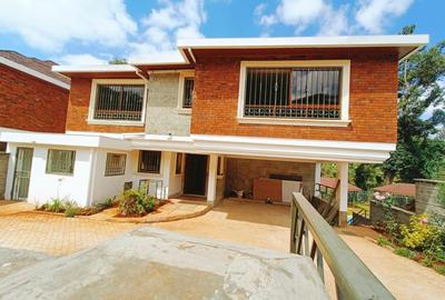 5 Bed House with En Suite in Spring Valley