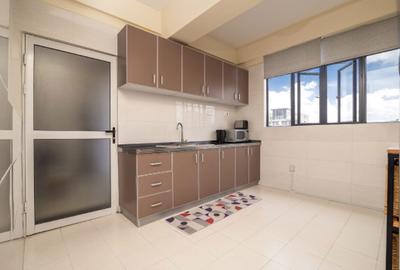 3 Bed Apartment with En Suite in Kilimani