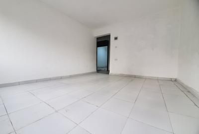 Shop with Service Charge Included at Tom Mboya Street - 4