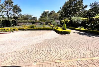4 Bed House with En Suite at Karen