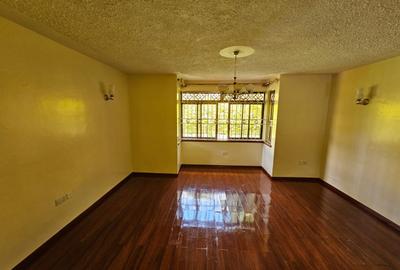 4 Bed Townhouse with En Suite in Lower Kabete