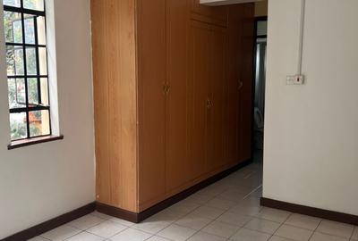 2 Bed Apartment with Parking in Kileleshwa - 4