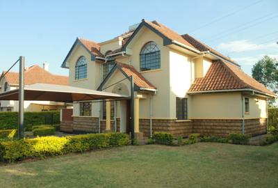 4 Bed Townhouse with En Suite at Redhill - 2