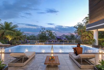 Serviced 4 Bed Apartment with En Suite at 1St Avanue - 2