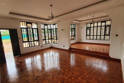 4 Bed House with En Suite in Karen - 2