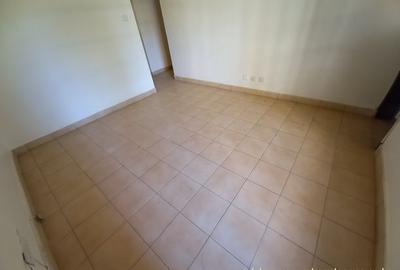 2 Bed Apartment with En Suite in Ruaka