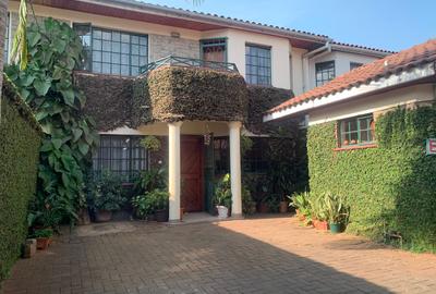 4 Bed Townhouse with En Suite in Kileleshwa