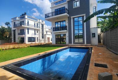 5 Bed Villa with En Suite in Lavington